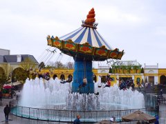 如何確保大型游樂場游樂設備的安全運行